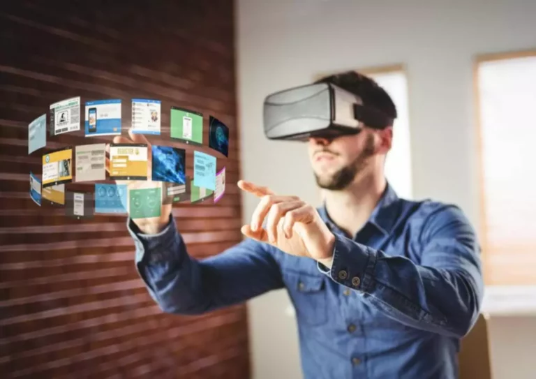 VR For Business: Integration and Benefits