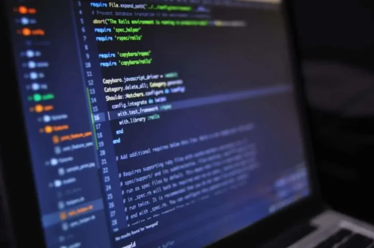 what is cloud solutions technology