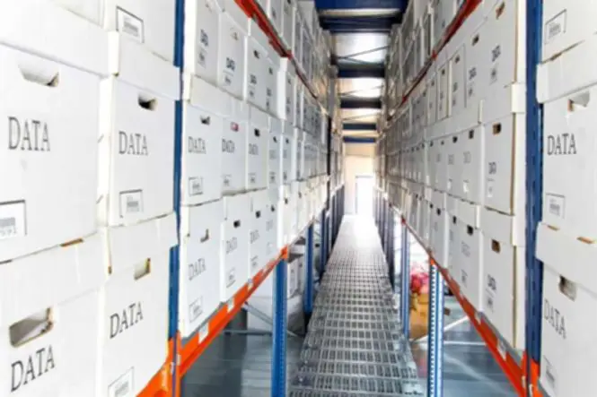 Data Lake vs Data Warehouse: What’s the Difference?