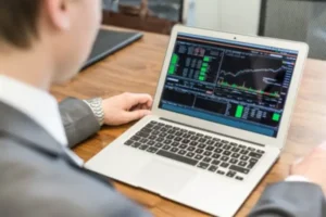Creating a trading platform: A complete guide to the development of modern trading platforms in 2021