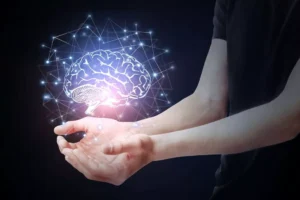 Unraveling the Distinctions and Advantages of Data Mesh and Data Fabric